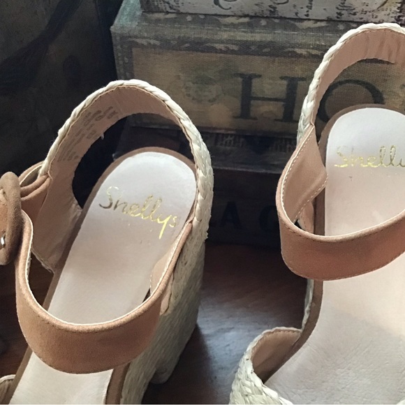 Shelly’s London Platform Sandals - Picture 4 of 8